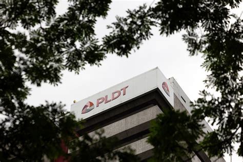 Spending Scandal at Philippine Phone Giant Had Roots in Ambition.